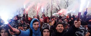 У Києві активісти вийшли на Майдан, перед введенням воєнного стану (фото, відео)