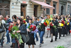 У Львові попрощалися з Маркіяном Іващишиним: як це було (фото)