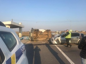 На Львівщині перекинувся автомобіль (фото)