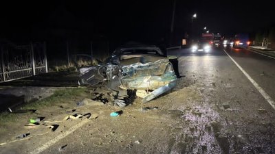 Поліція встановлює обставини ДТП з двома загиблими на Львівщині