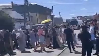 На Львівщині люди перекрили дорогу через спиртзавод