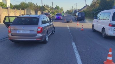 На Львівщині водій Skoda збила пенсіонера на електровелосипеді