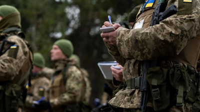 Хто з військовозобовязаних може втратити бронь від мобілізації та кому її взагалі не дадуть: перелік