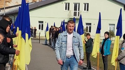 На рідну землю Львівщини сьогодні повернувся після полону військовий Ростислав Пирожик (ФОТО)