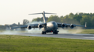 Бізон, провінція Манітоба та літак CC-177. Що їх об’єднує ?