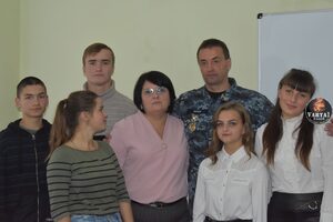 "Я щасливий": звільнений моряк Андрій Оприско розповів учням Меденицького ліцею про дитинство, мрії, полон та плани на життя (фото, відео)