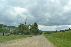 На Львівщині правоохоронці викрили голову сільради, який незаконно виділяв земельні ділянки власній дружині