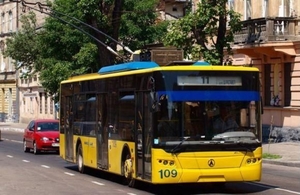 У Львові змінять нумерацію автобусних і тролейбусних маршрутів (наживо)