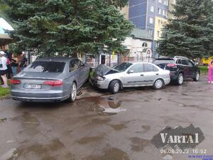 У Львові нетвереза водійка потрощила авто (ФОТО)