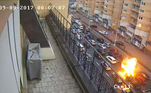 В Інтернеті виклали відео моменту вибуху авто Тимура Махаурі (відео)