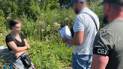 На заході України затримали студентку коледжу під час спроби підриву залізничної колії (ФОТО)