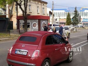 Неможливо опізнати: у Львові автомобіль збив пішохода (ФОТО 18+)