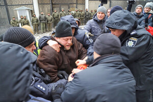 В Одесі затримали активістів, які влаштували акцію на підтримку полонених українських моряків (ФОТО)