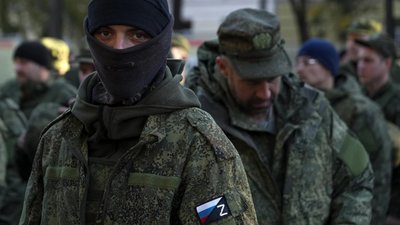 Стало відомо, що 46 тисяч українців з окупованих територій воюють проти своїх на боці ворога