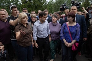 Президент відвідав шахту «Лісова»: пообіцяв квартири родинам постраждалих (фото)