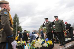 На Личаківському кладовищі вшанували пам’ять Новітніх Героїв (фото)