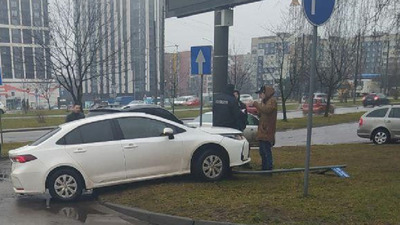 У Львові молодий п'яний водій скоїв ДТП (ФОТО)