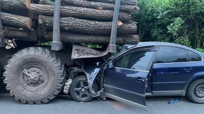 На Львівщині у ДТП постраждали водій та троє пасажирів легкового автомобіля (ФОТО)