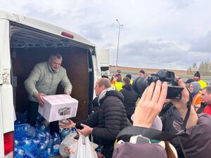  Блокада на кордоні з Польщею: створено штаб допомоги українським водіям (ФОТО)