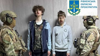 У Рівному 18-річні підлітки викликали поліцію і підірвали вибухівку