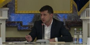 Зеленський звільнив очільників Закарпатської та Львівської ОДА (відеотрансляція)