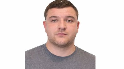 Поліція розшукує підозрюваного у вчинені злочину жителя Львівщини, який може мати при собі вогнепальну зброю (ФОТО)