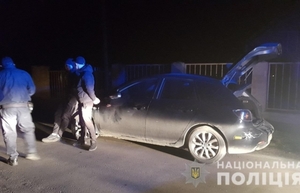 Зв’язаний і в багажнику: на Закарпатті, за позбавлення волі одного, ув’язнять двох (фото)