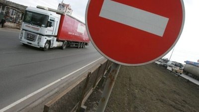 У Львові через спеку фурам тимчасово заборонили в’їзд у місто