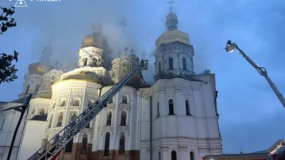 Києво-Печерську лавру тимчасово закрили для відвідувачів