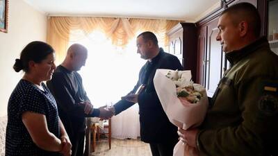 Батькам загиблого Героя зі Львівщини Михайла Дроцика вручили орден «За мужність» 