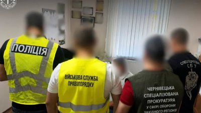На Волині та Буковині викрили посадовців ТЦК на фіктивних мобілізаціях