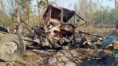 На Рівненщині трактор підірвався на міні під час порятунку села від пожежі спричиненої паліями трави (ФОТО)