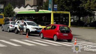 У Львові водійка Toyota збила пенсіонерку
