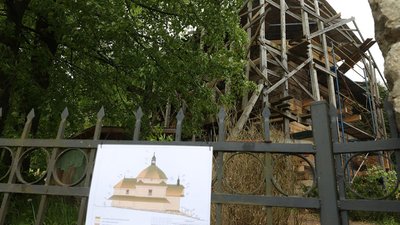 На Львівщині реставрують старовинну церкву