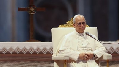 Папа Лев XIV застеріг від ризиків спілкування зі штучним інтелектом