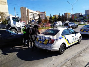 У Львові сталися дві ДТП з участю тролейбуса і двох велосипедистів, а також двох автівок  (фото, відео)