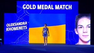 Борчиня з Львівщини з травмою стала у 19 років віцечемпіонкою світу з боротьби (ФОТО)