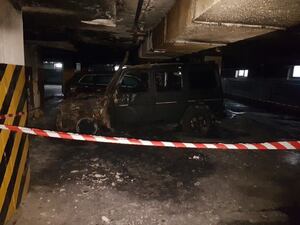 У Києві в підземному паркінгу підпалили Mercedes Gelаndewagen голови ініціативної групи з громадського контролю за розслідуванням вбивства Ноздровскої (ФОТО, ВІДЕО)