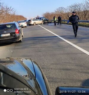 На трасі "Київ–Чоп" сталася масштабна ДТП (фото)