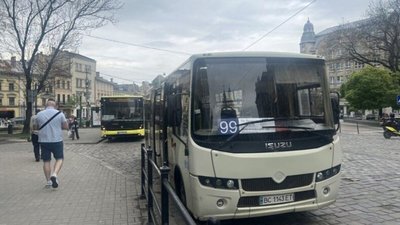 У Львові до Шевченківського гаю в останні вихідні травня курсуватиме автобус №99