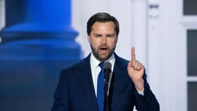 Венс заявив, що Україна втручалася у вибори у США та Угорщині