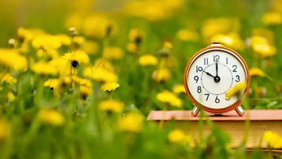 Україна переходить на літній час