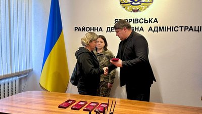 На Львівщині десятьох загиблих військових посмертно відзначили нагородами