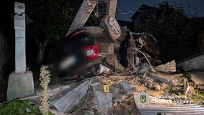 Смертельна ДТП на Івано-Франківщині: двоє молодих людей загинули, ще двоє в лікарні