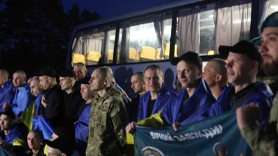 З російського полону повернулись ще пʼятеро воїнів зі Львівського району