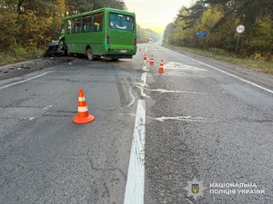 Фото: НПУ. Кадри з місця ДТП на Яворівщині
