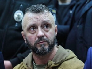 Суд залишив Андрія "Riffmaster" Антоненка під вартою (фото)