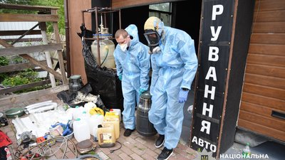 На Львівщині та ще в 14 регіонах України ліквідували масштабну мережу нарколабораторій: затримано 66 осіб (ФОТО/ВІДЕО)