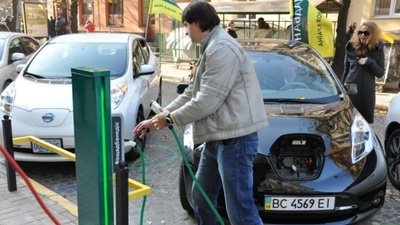 В Україні скасовують пільги на електромобілі