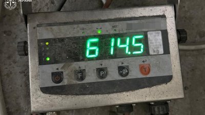 На Львівщині під час масштабної спецоперації зловили мікроавтобус нашпигований наркотиками (ФОТО)